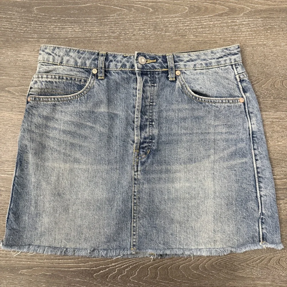 Free People We The Free Denim Mini Skirt Raw Hem 29 Button Fly Boho Western